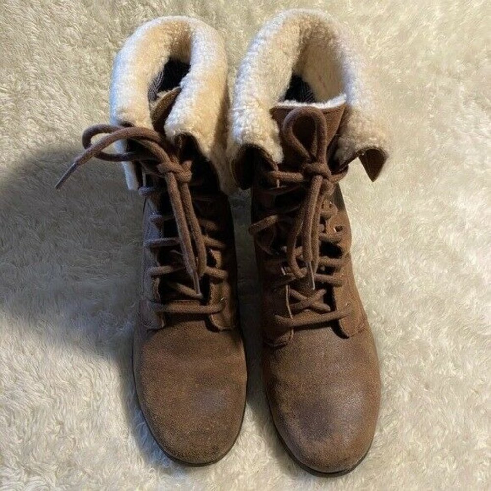 UGG Leather Zea Shearling Lace Up Ankle WEDGES Boots WATERPROOF Size 9 - Picture 3 of 11